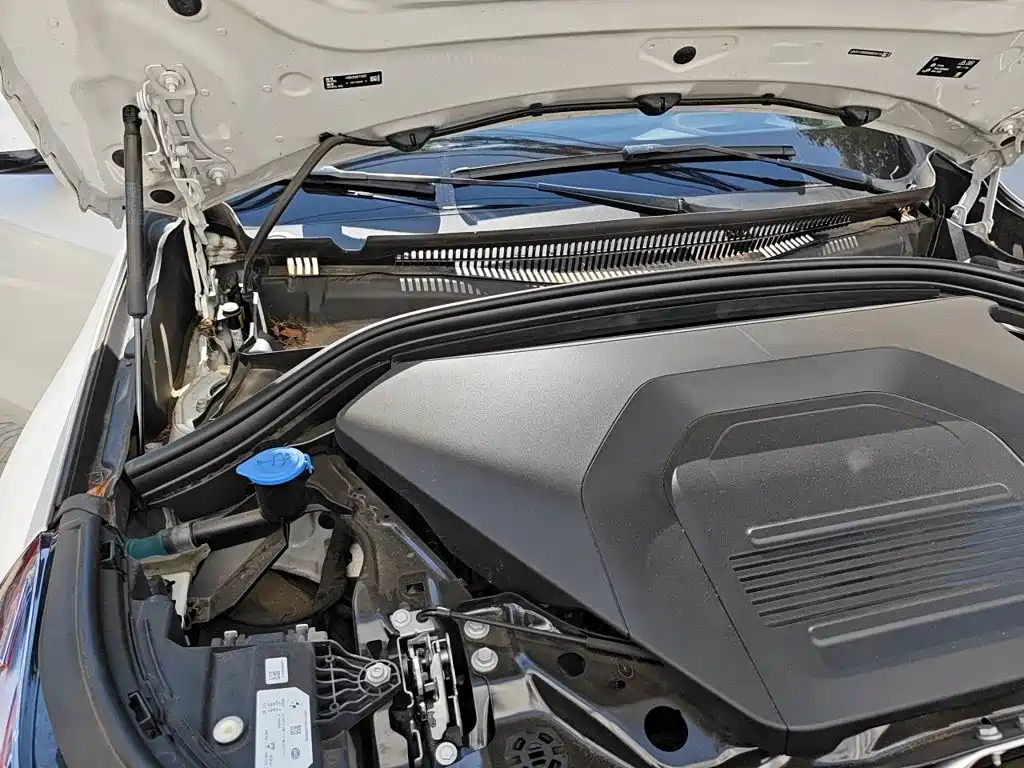 BMW iX1 — миниатюра 20