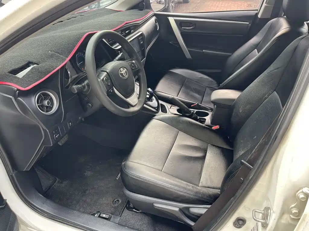Toyota Corolla 2017 1.8L E-CVT
