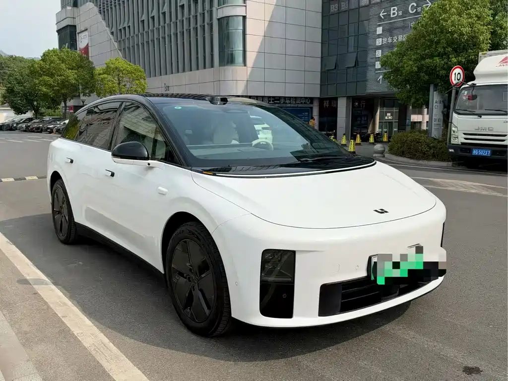 Li Auto Li i6 — миниатюра 2
