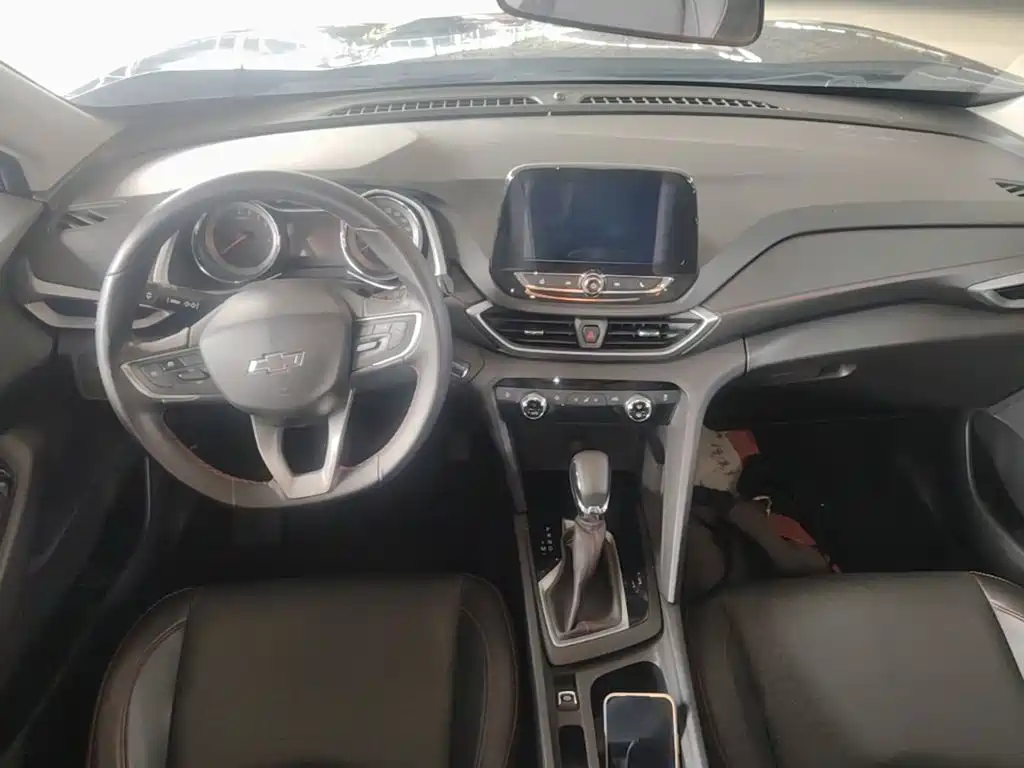 Chevrolet Volando — миниатюра 10