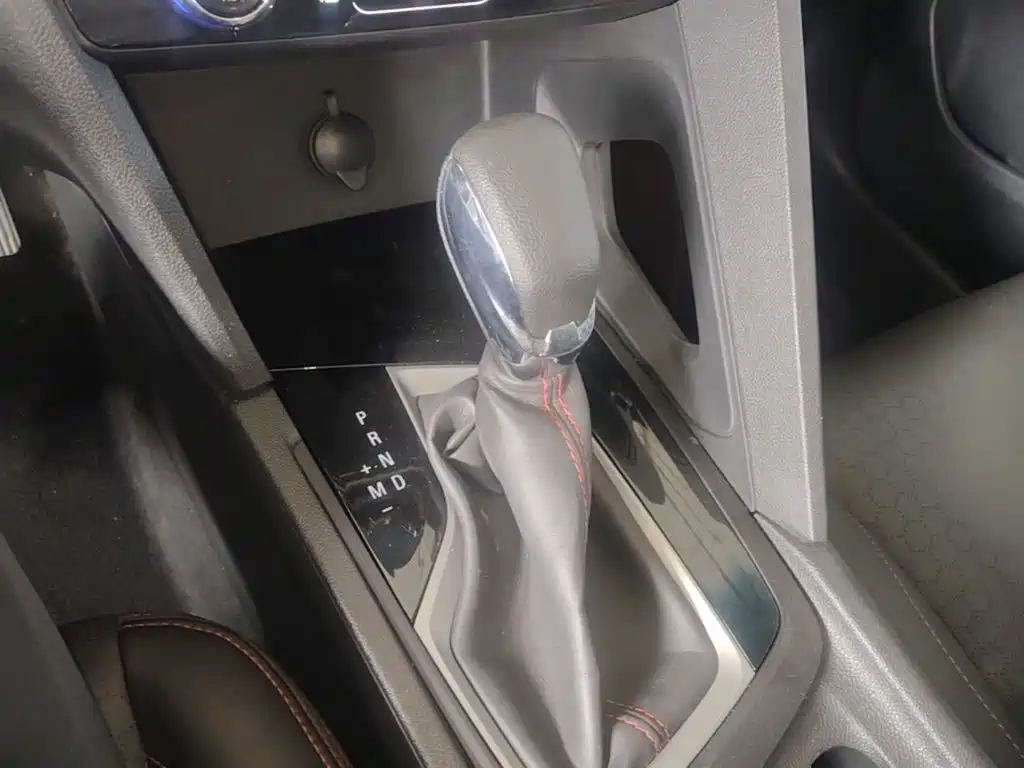 Chevrolet Volando — миниатюра 14