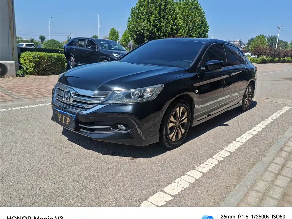 Honda Accord — миниатюра 4