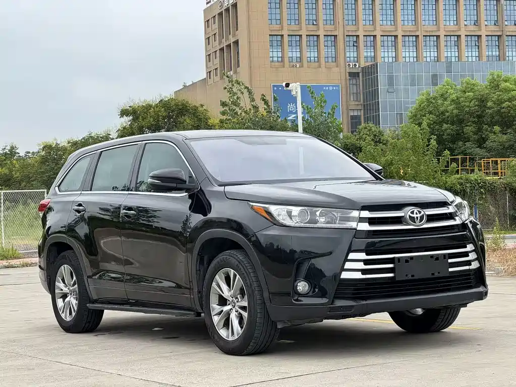 Toyota Highlander — миниатюра 6