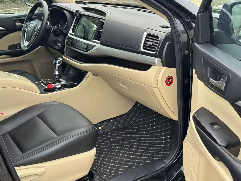 Toyota Highlander — миниатюра 15