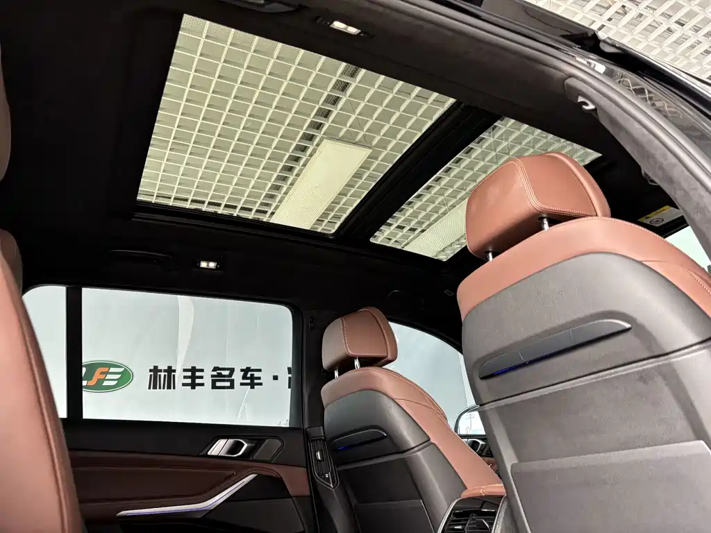 BMW X7 — миниатюра 31