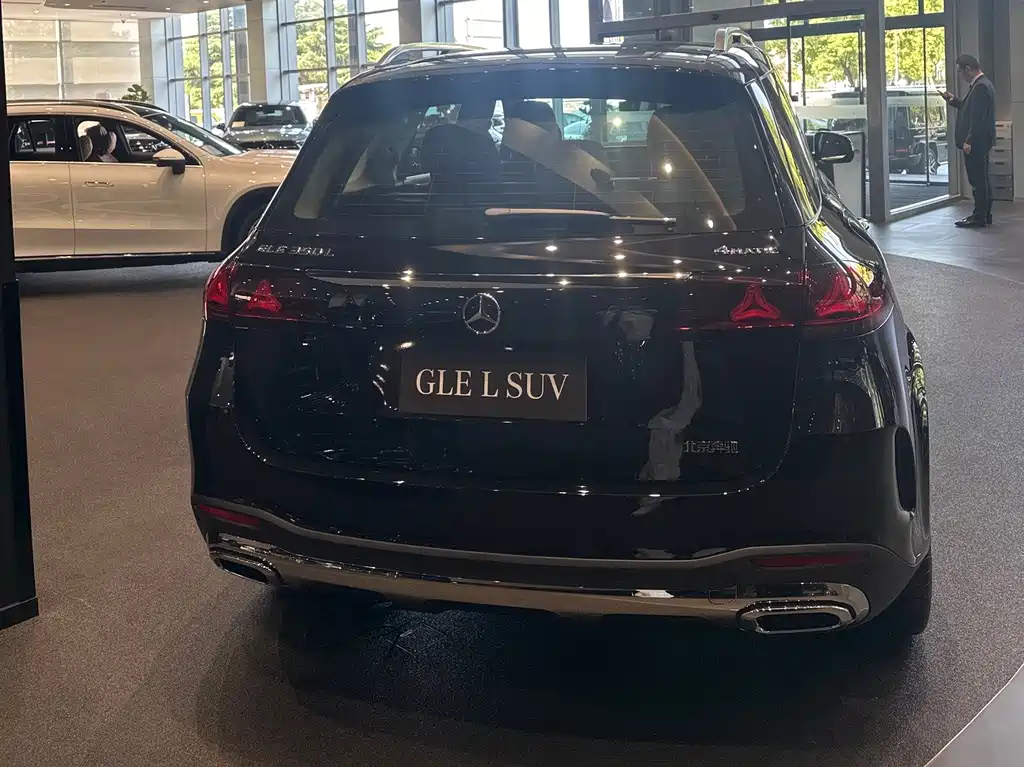 Mercedes-Benz GLE — миниатюра 4