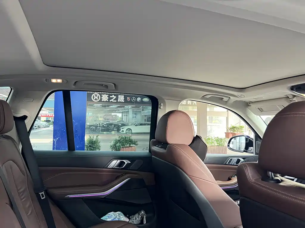 BMW X5 (Import) — миниатюра 10