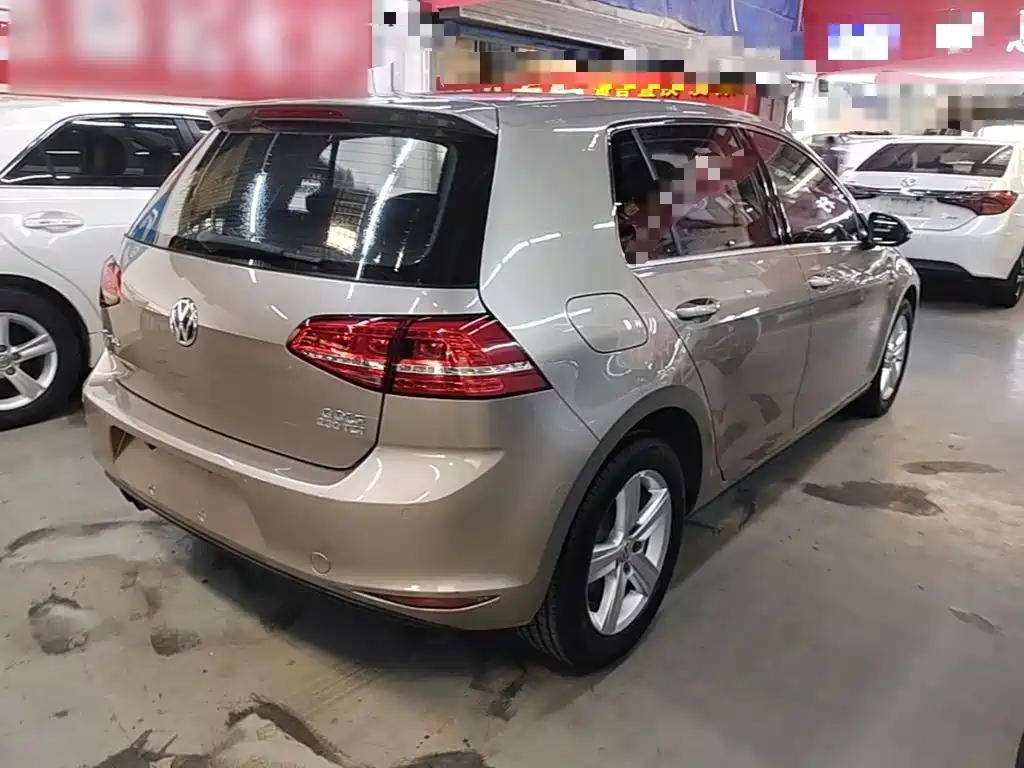 Volkswagen Golf — миниатюра 7