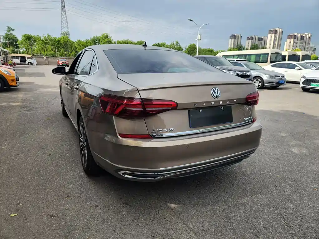 Volkswagen Passat — миниатюра 5