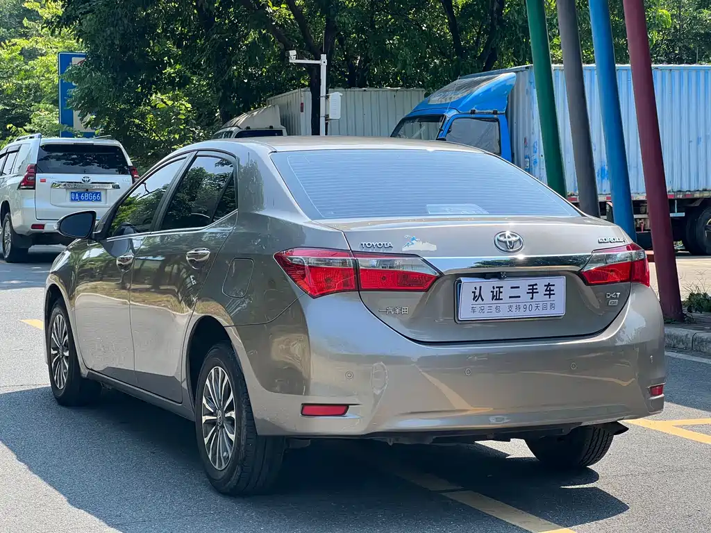 Toyota Corolla — миниатюра 7