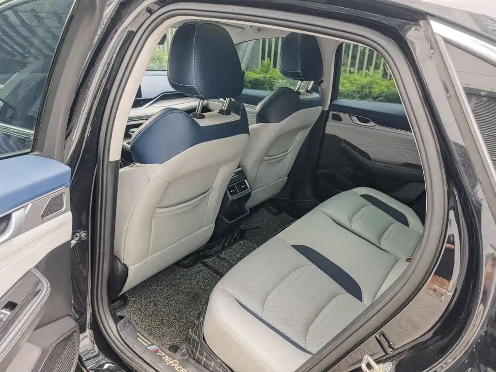 GEELY AUTOMOBILE XINGRUI