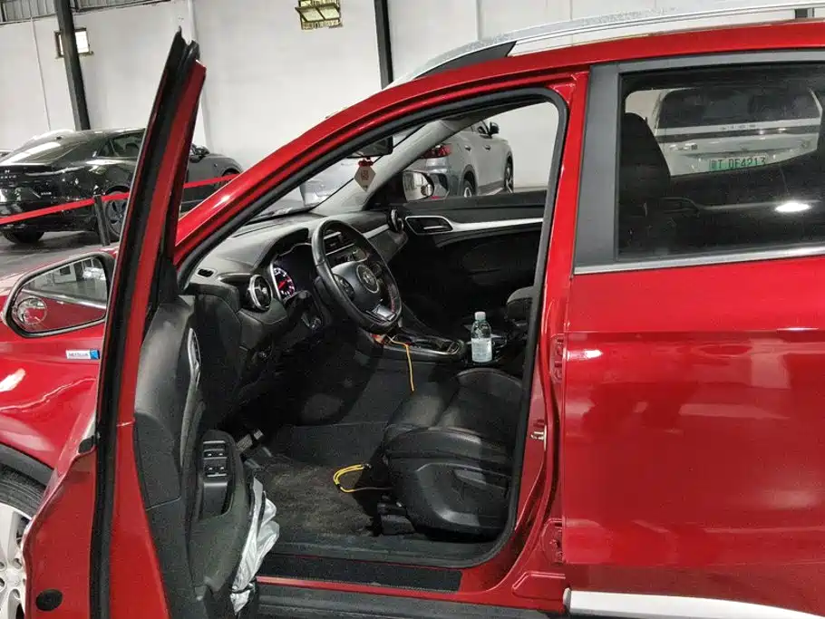 MG ZS — миниатюра 9