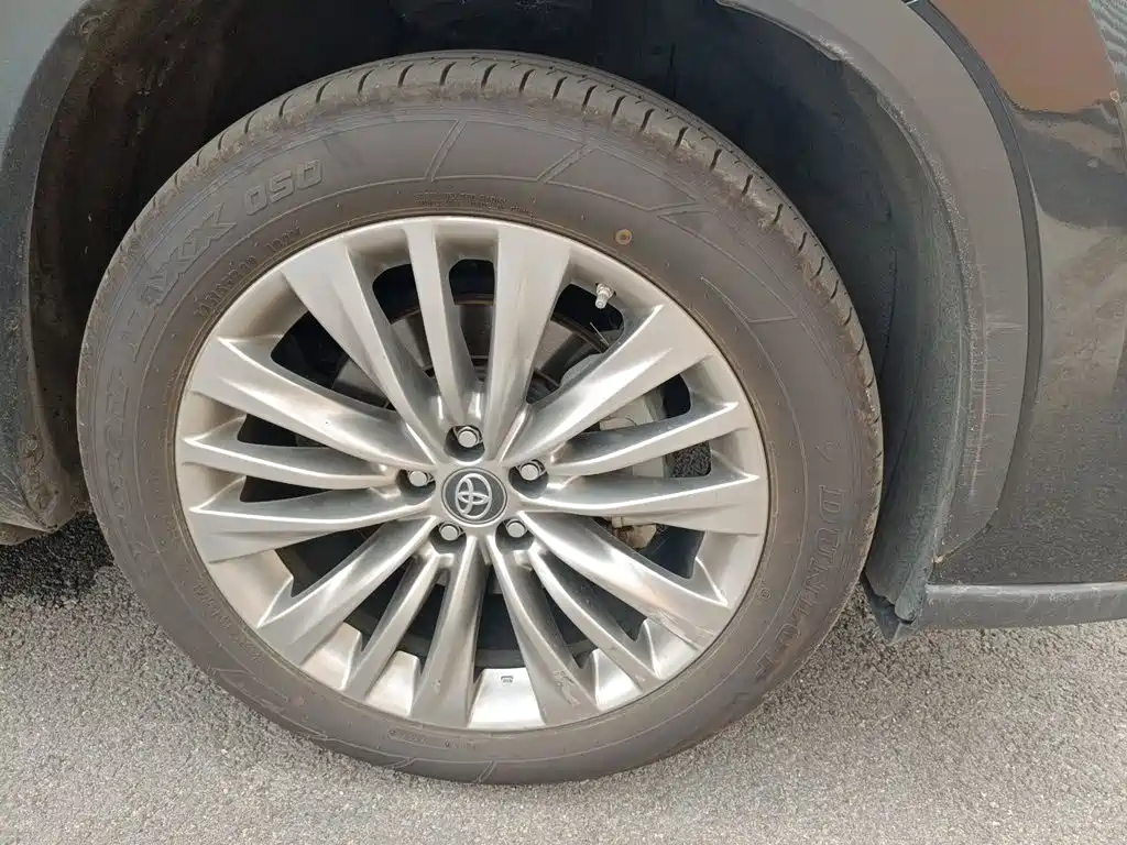 Toyota Highlander — миниатюра 8