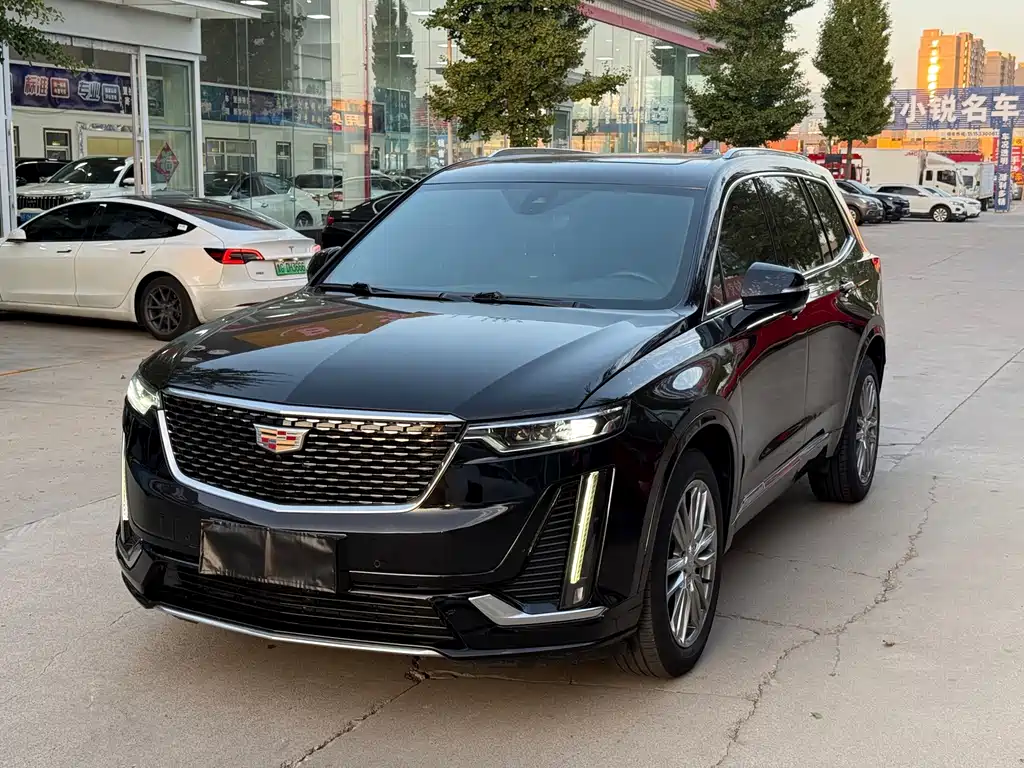 Cadillac XT6
