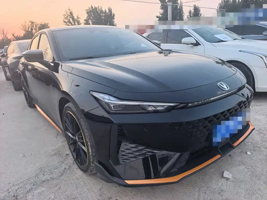 Changan UNI-V — миниатюра 3