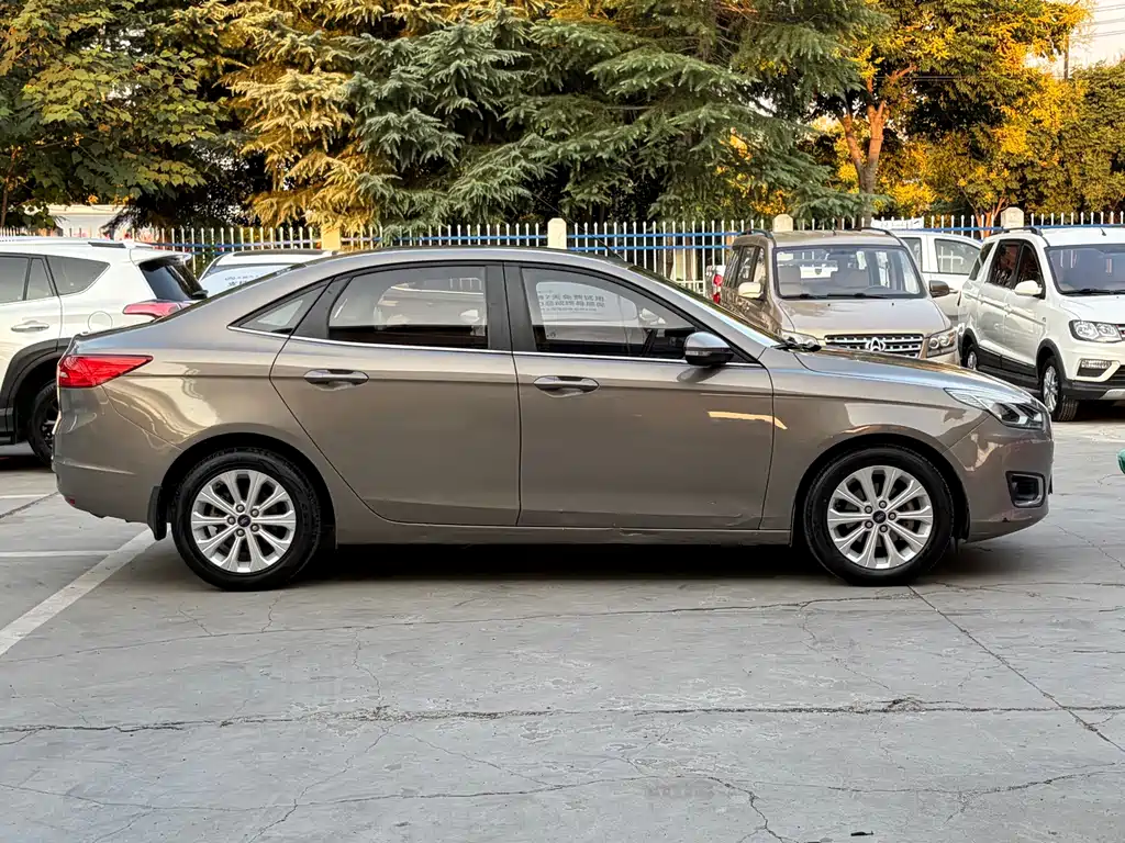 Ford Escort — миниатюра 16