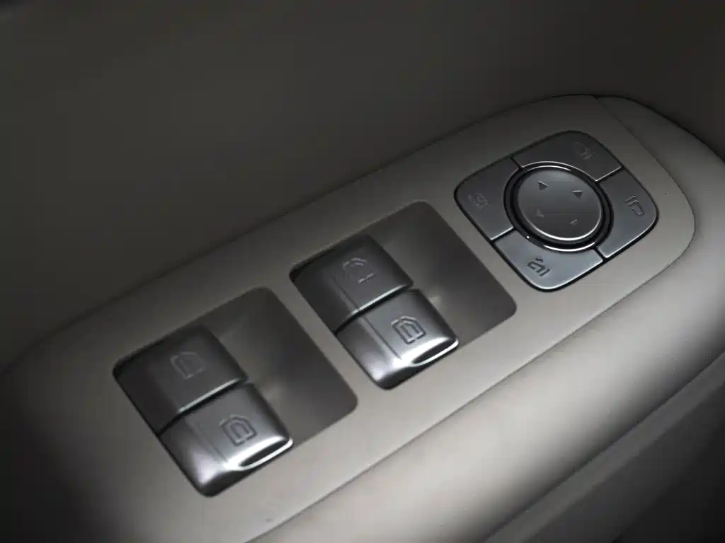 Li Auto Li L7 — миниатюра 13