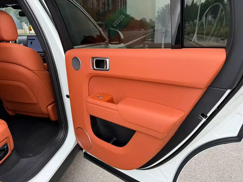 Li Auto Li L7 — миниатюра 8