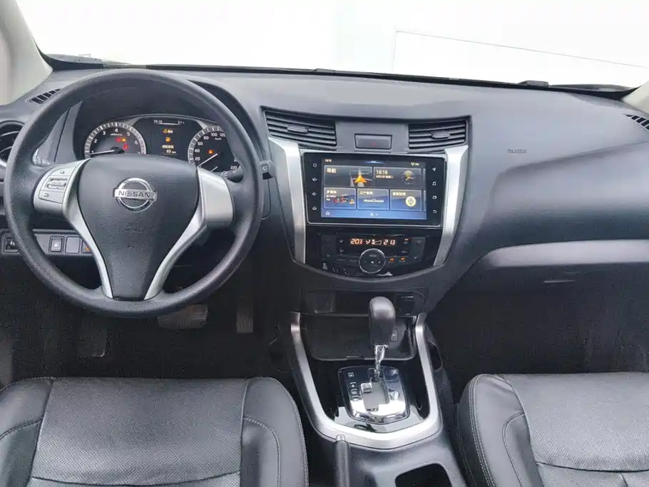 Nissan Terra — миниатюра 12