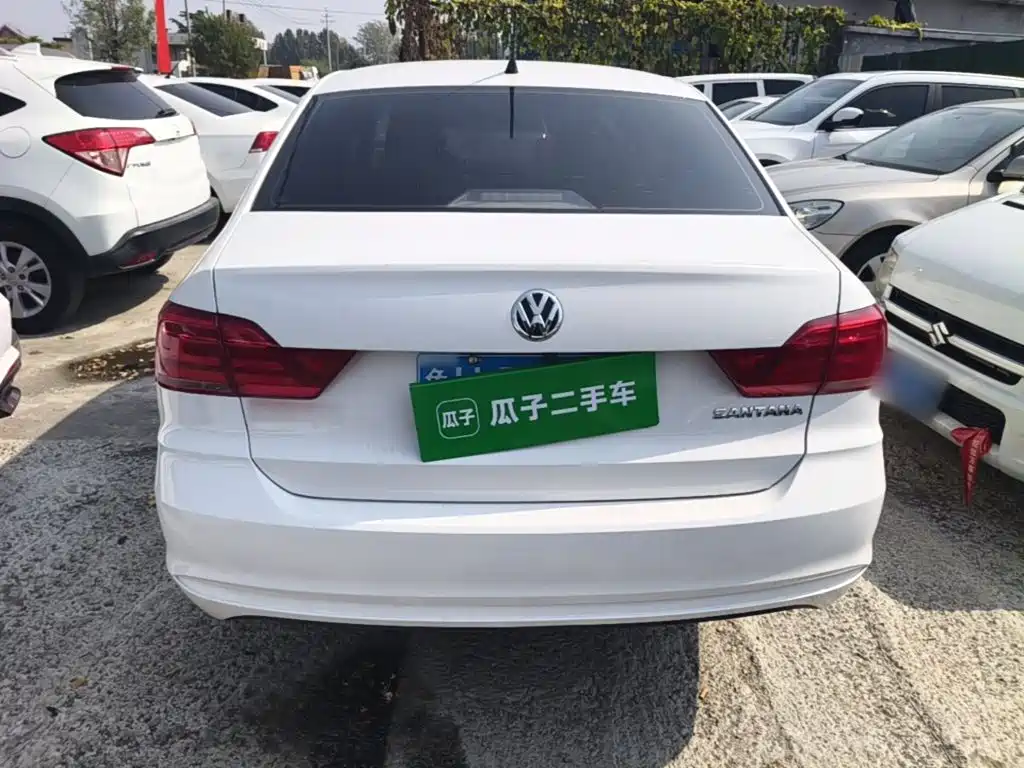 Volkswagen Santana — миниатюра 6