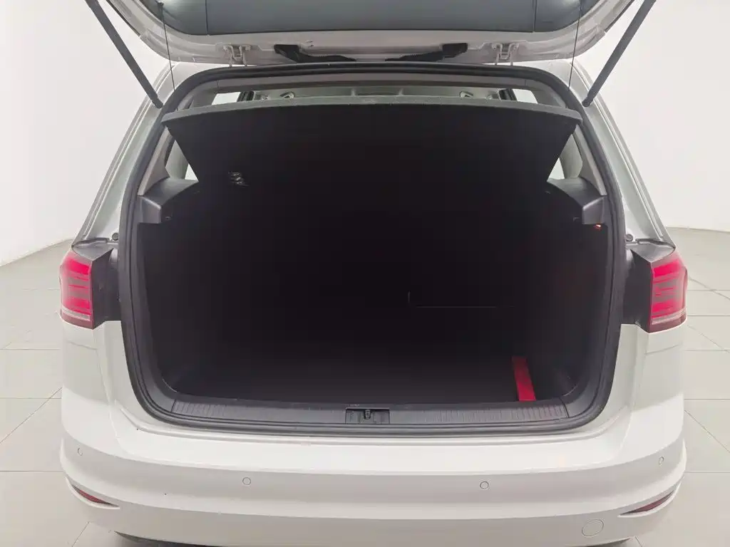Volkswagen Golf Sportsvan — миниатюра 16