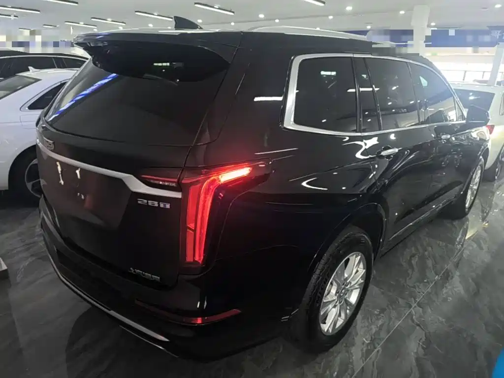 Cadillac XT6 — миниатюра 7