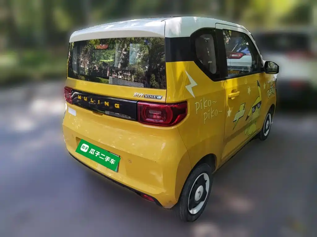 Wuling MINIEV — миниатюра 4