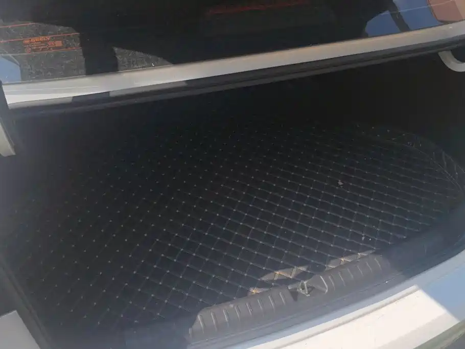 Geely Emgrand — миниатюра 4