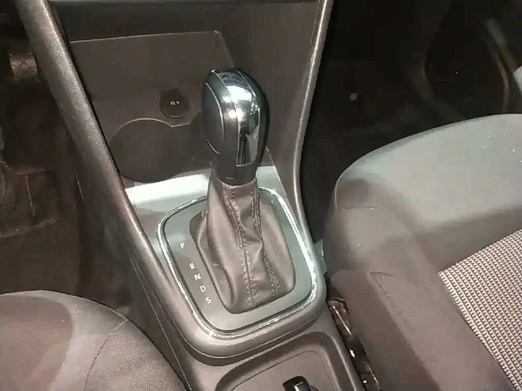 Volkswagen Polo — миниатюра 14