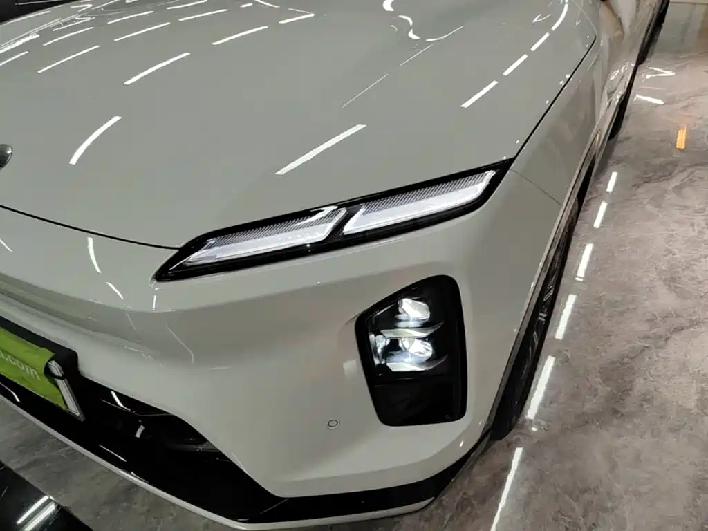 NIO ES6 — миниатюра 24