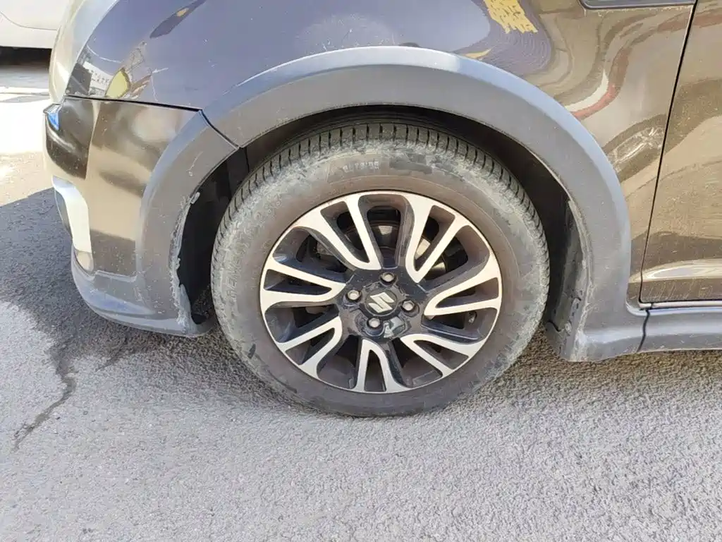 Suzuki Swift — миниатюра 23