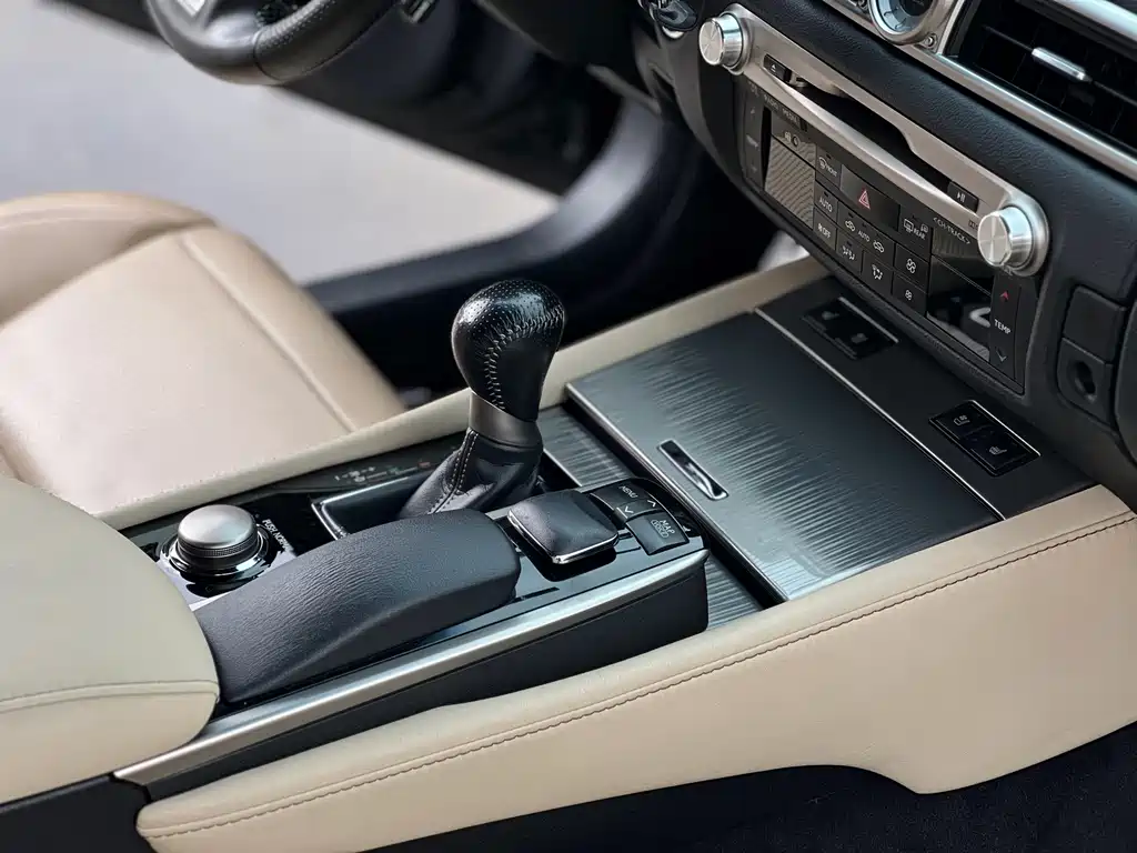 Lexus GS — миниатюра 7