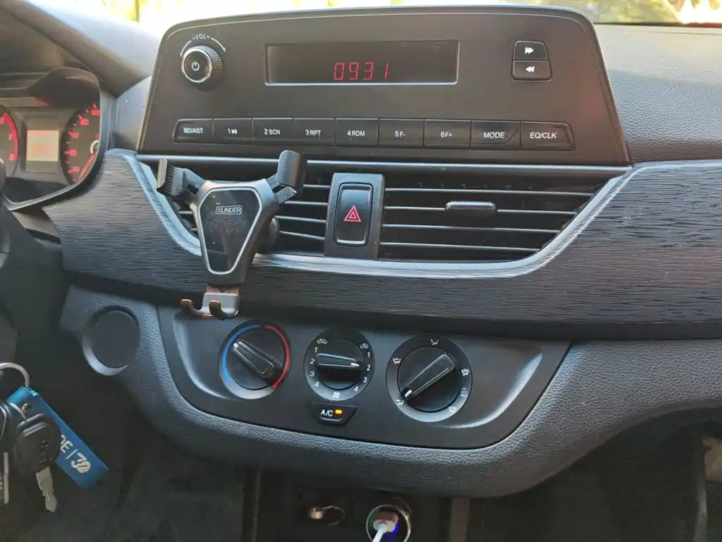Baojun 310 — миниатюра 14
