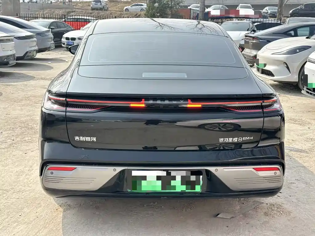 GEELY GALAXY GALAXY SPARKLE 8