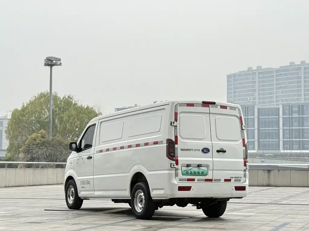 FOTON ERA EV6