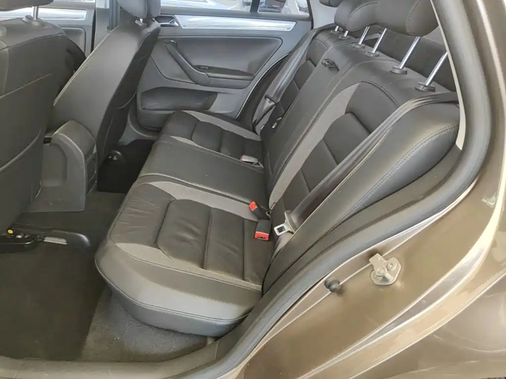 Volkswagen Bora — миниатюра 17