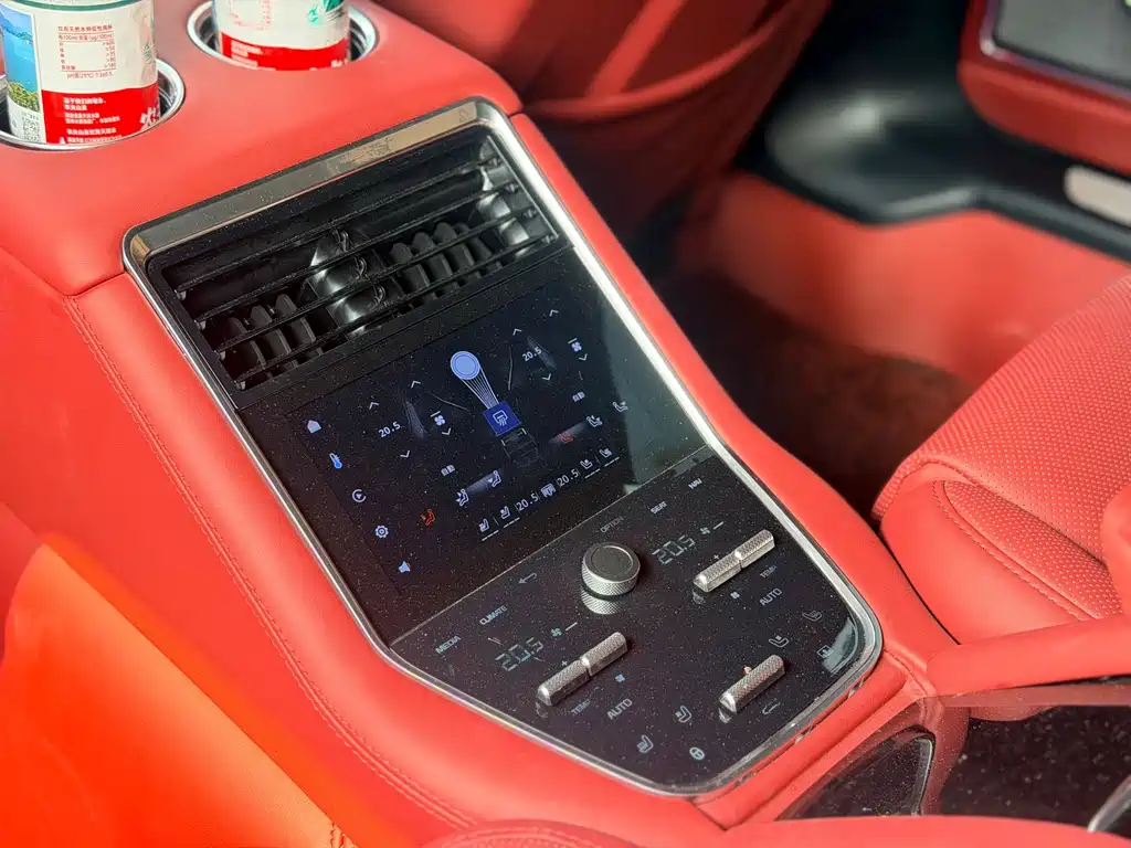 Porsche Panamera — миниатюра 9