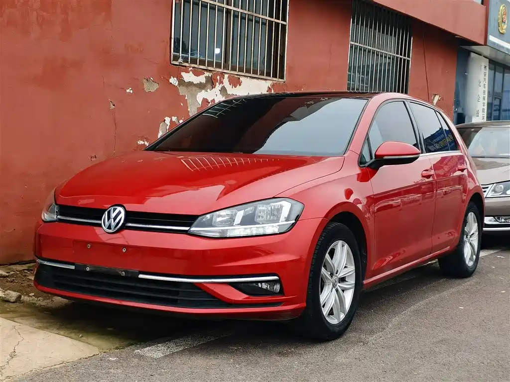 Volkswagen Golf 2018 230TSI AT Comfort