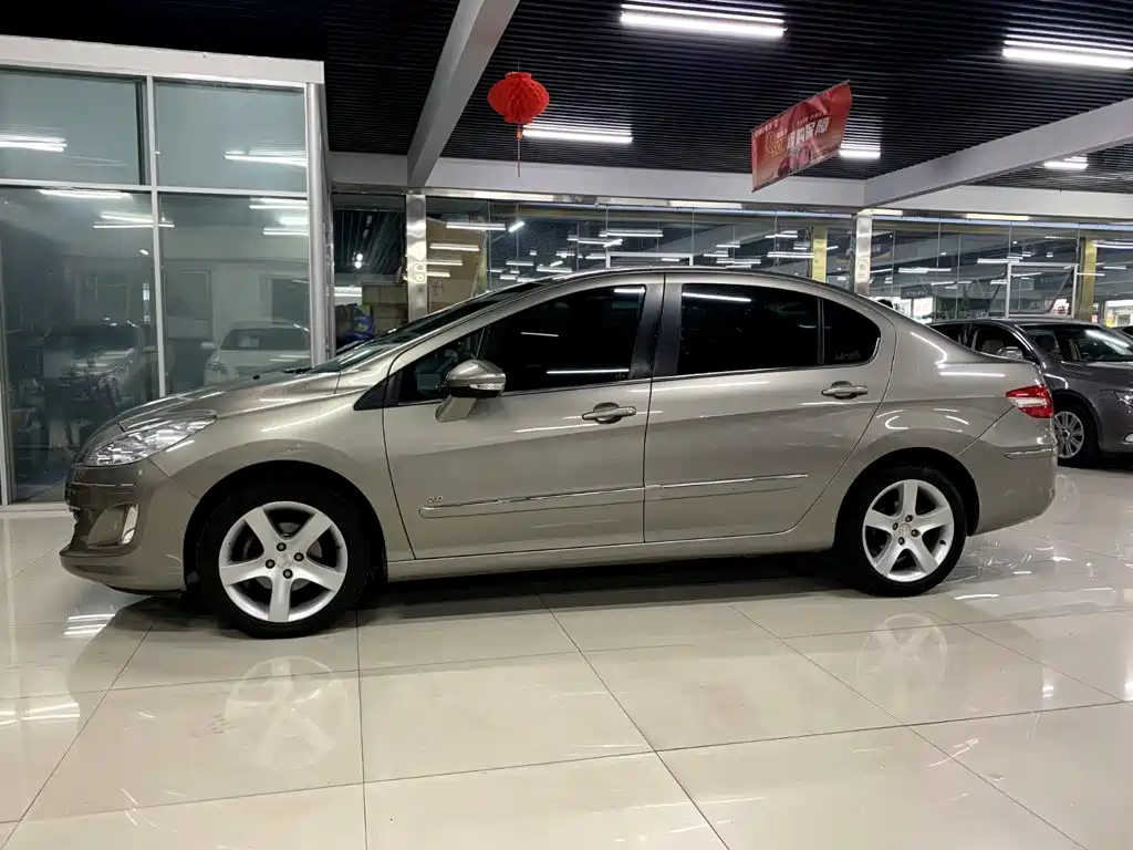 Peugeot 408 — миниатюра 10