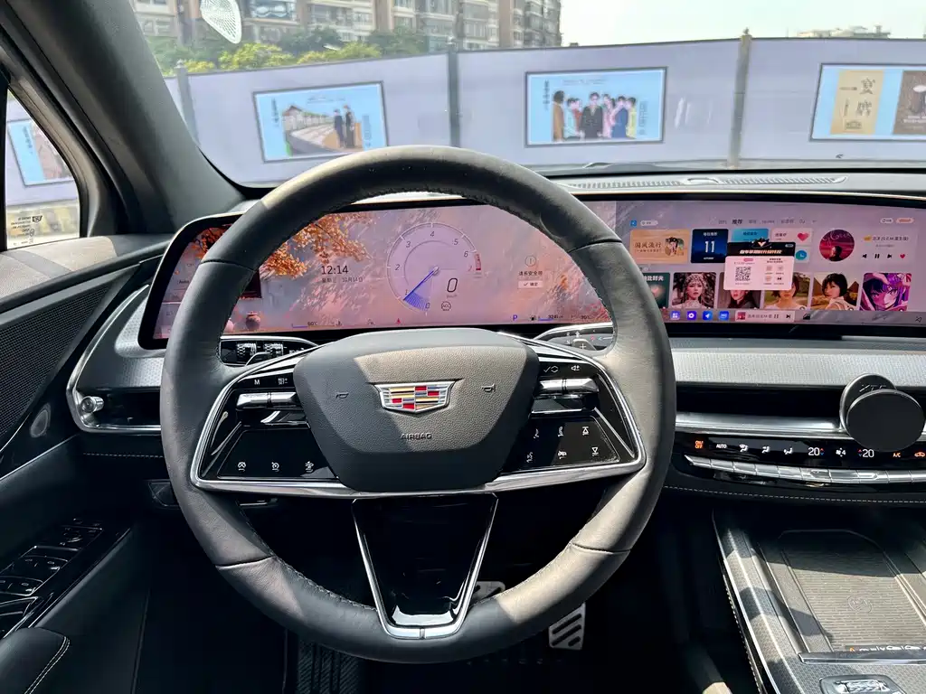 Cadillac XT5 — миниатюра 6