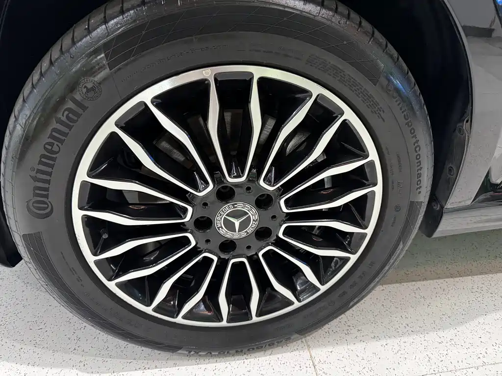 Mercedes-Benz V-Class — миниатюра 15