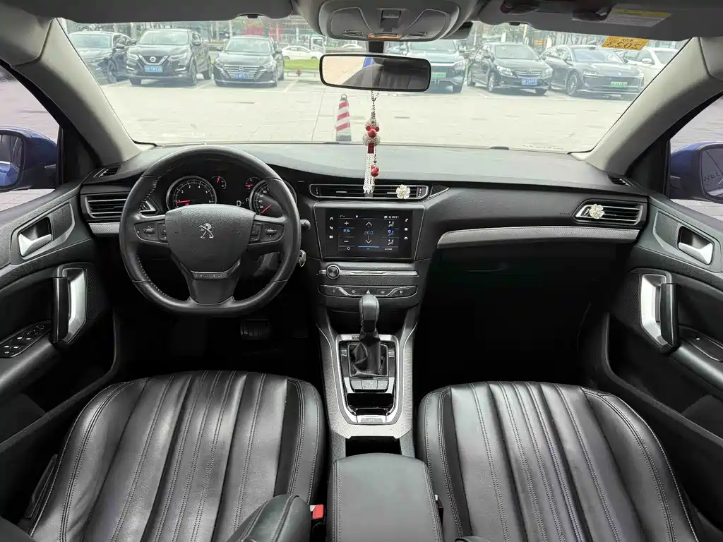 Peugeot 408 — миниатюра 7