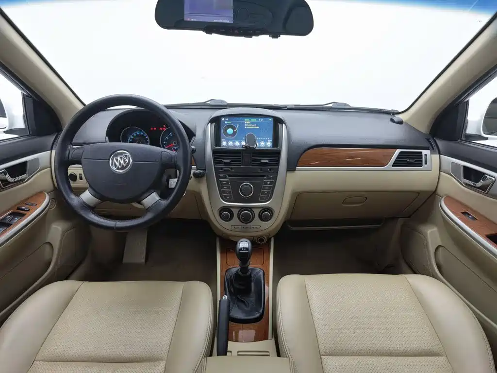 Buick Excelle — миниатюра 5