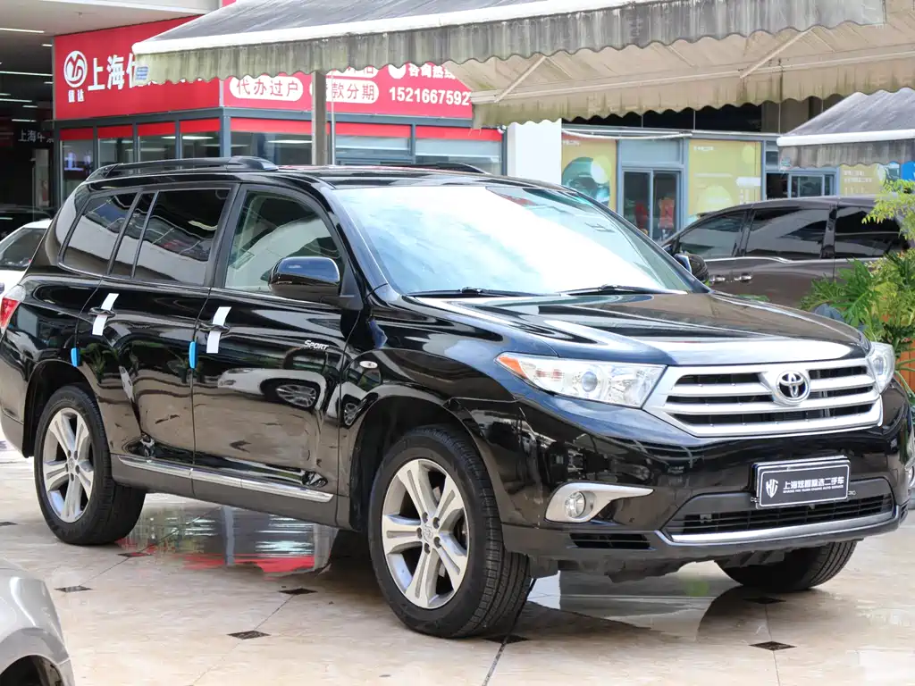 Toyota Highlander 2012 2.7L 7 мест Luxury