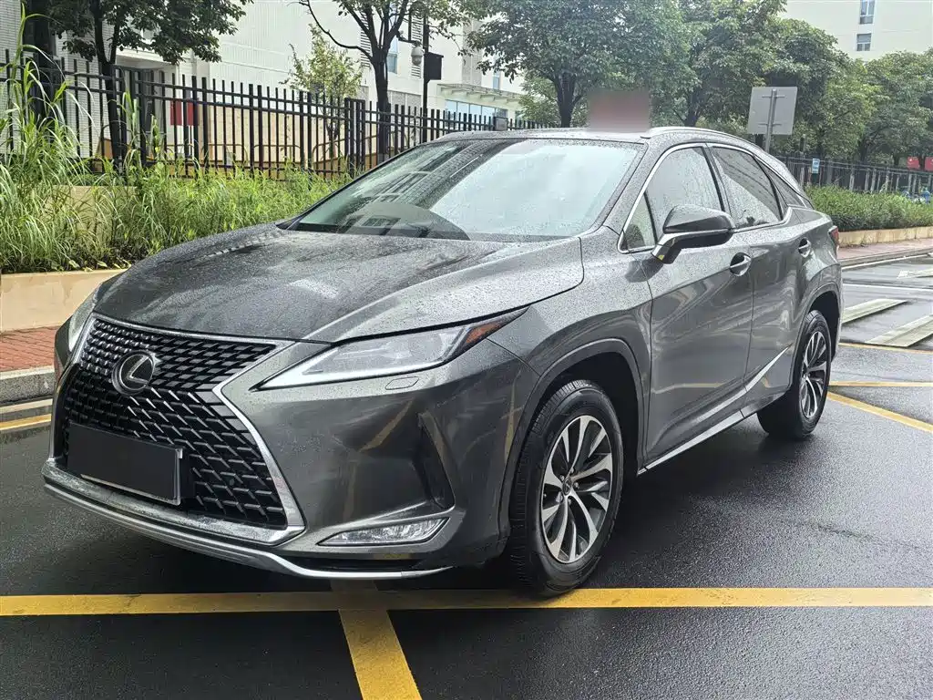 Lexus RX 2020