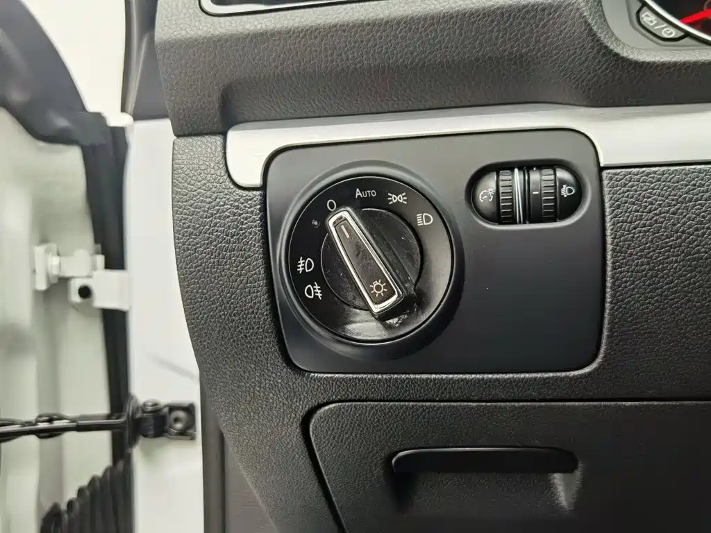 Volkswagen Scirocco — миниатюра 21