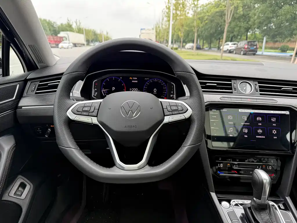 Volkswagen Magotan — миниатюра 5