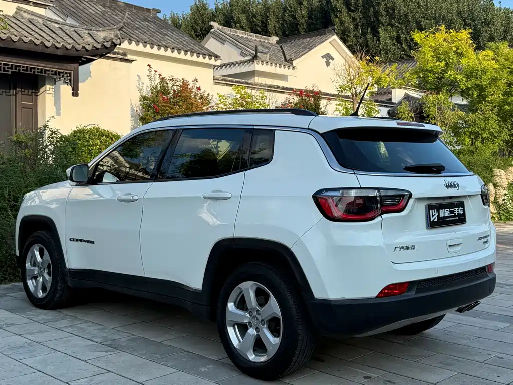 Jeep Compass — миниатюра 16