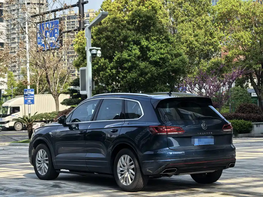 Volkswagen Touareg — миниатюра 3