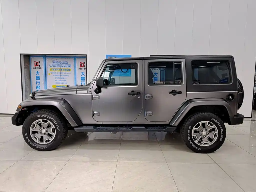 Jeep Wrangler — миниатюра 3